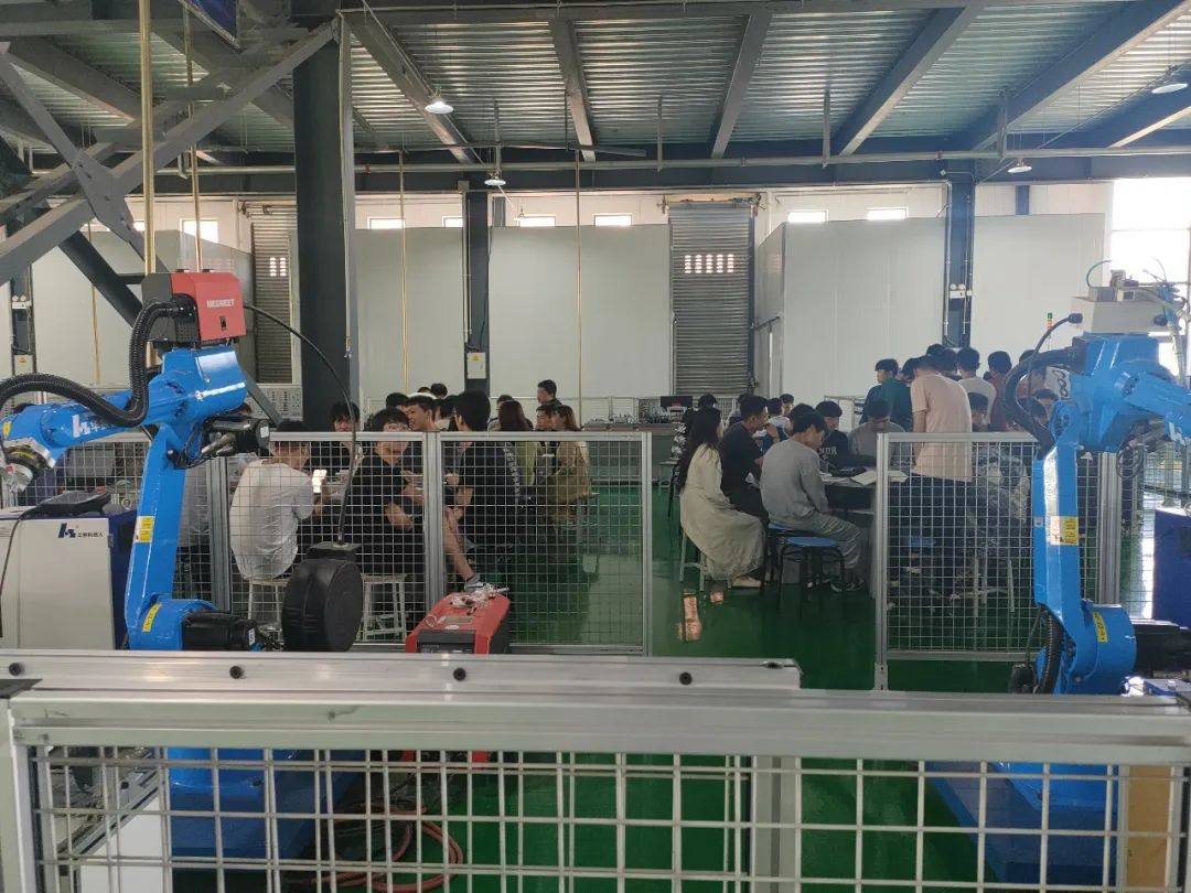 http://static2.xunxiang.site/uploads/sites/1433/2023/07/adf18ad609c7e79a7759ff10806c3a26.jpg